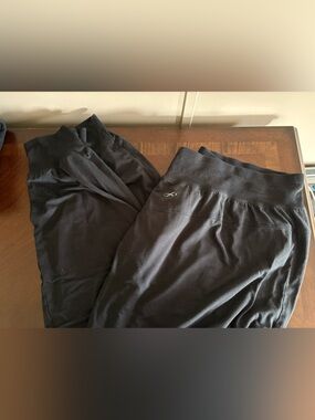 4 piece Bundle Women’s XL Athletic Pants and Shorts